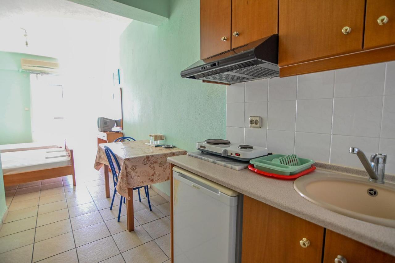 Greece Asprovalta Rooms Accomodation Apartment Hotel Petalo Экстерьер фото